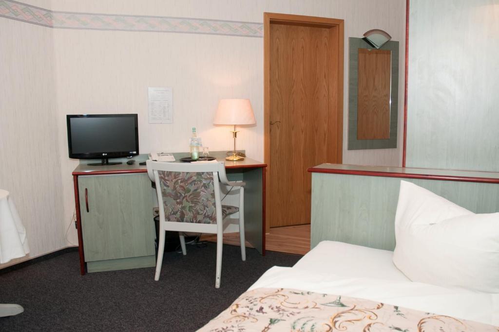 Double or Twin Room,27486368:JPEG