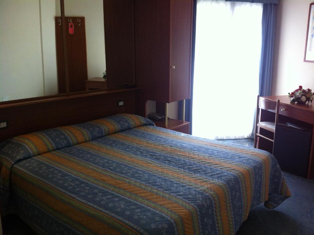 Double or Twin Room,255665797:JPEG