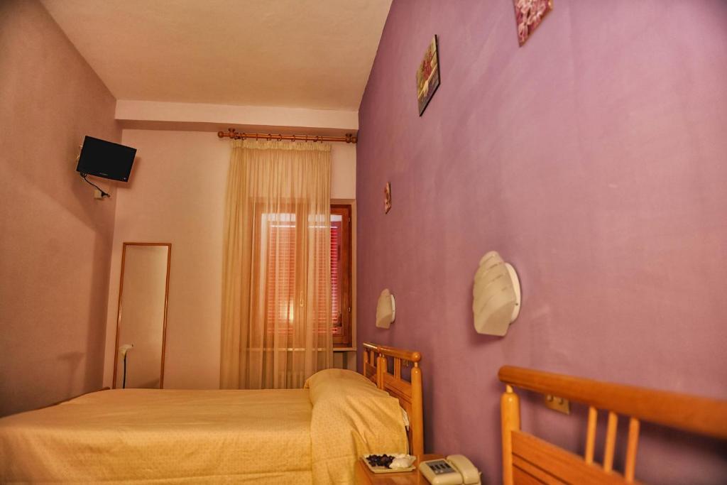 Triple Room,28089287:JPEG