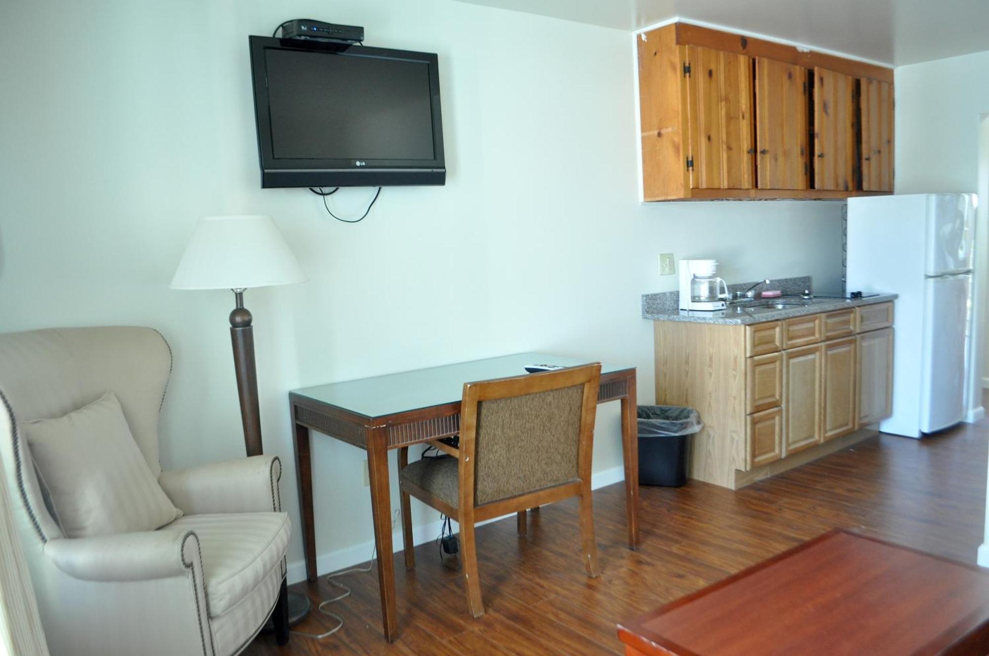 One-Bedroom Suite