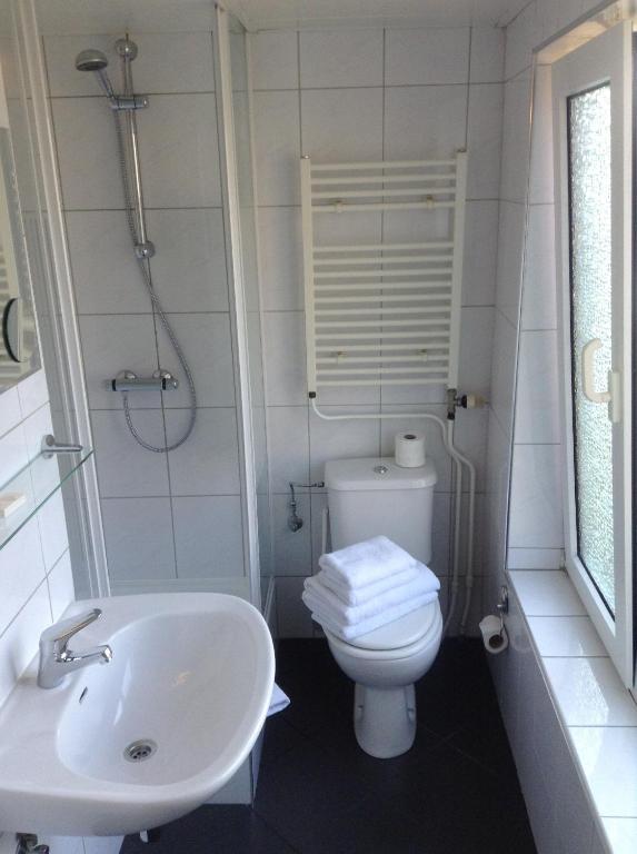 Standard Twin Room,51618787:JPEG