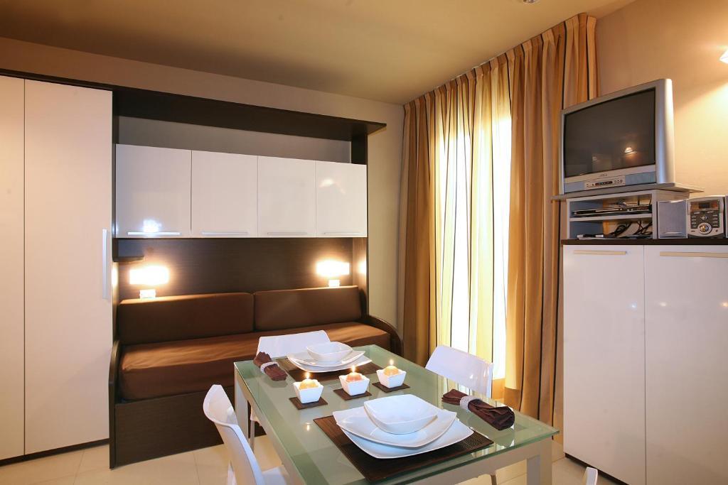 One-Bedroom Suite