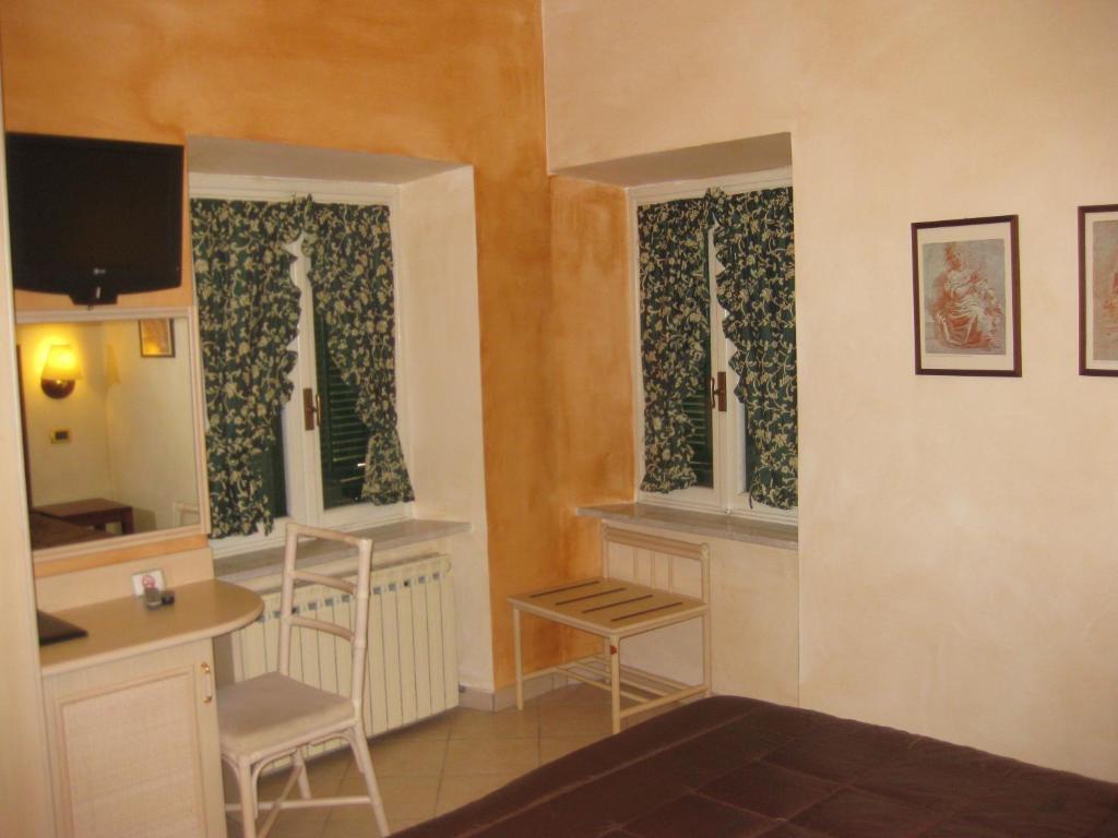 Double Room,958454890:JPEG