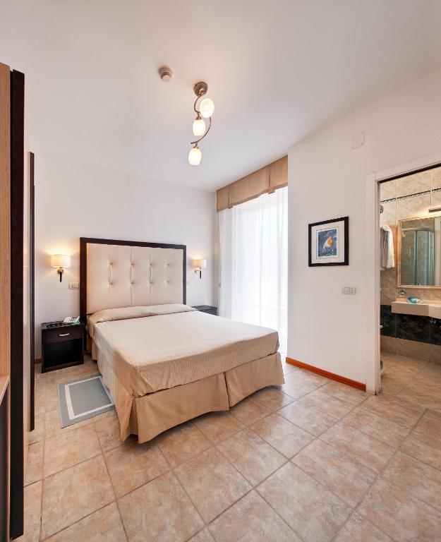 Double Room Balcony,28582967:JPEG