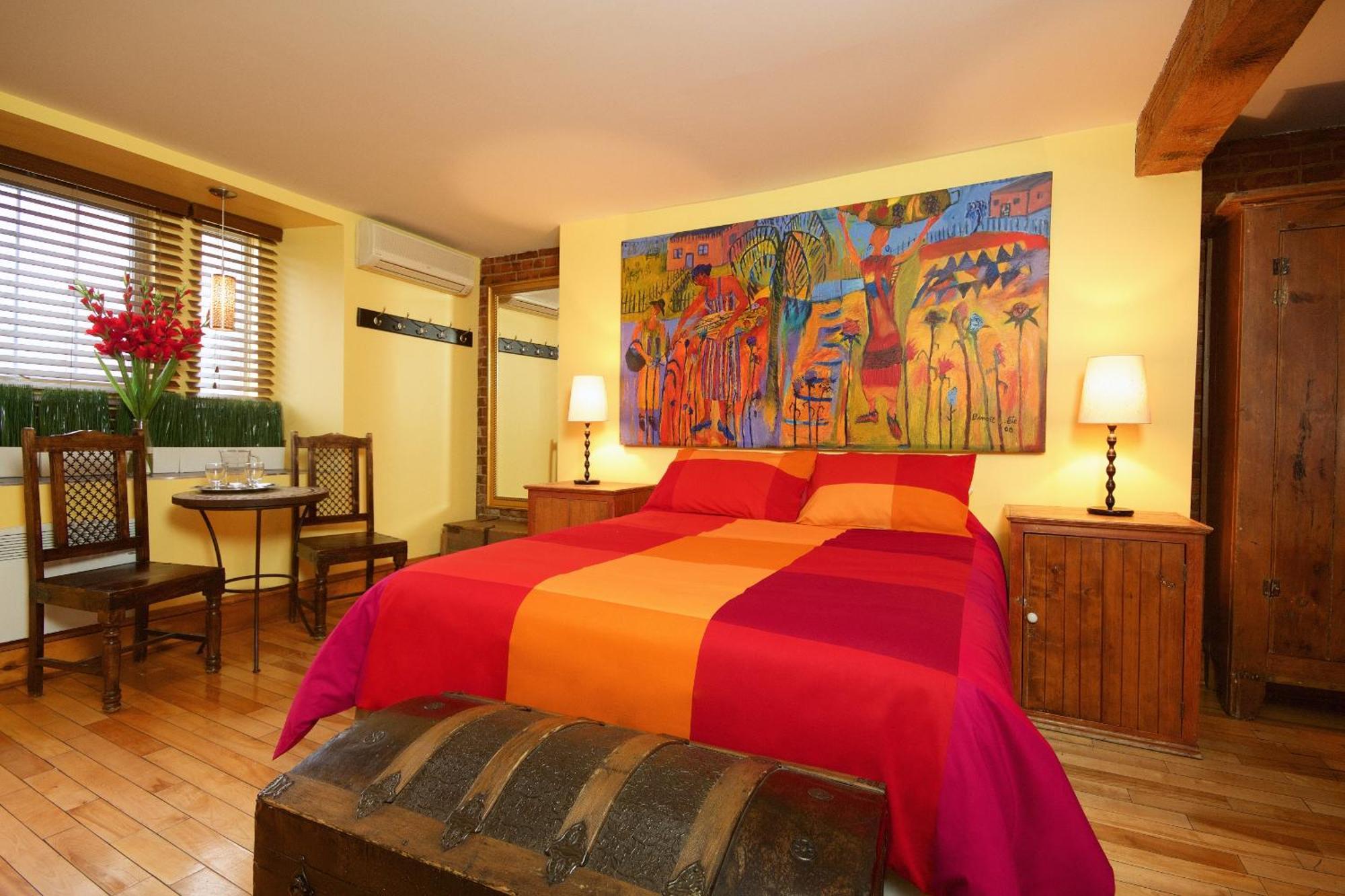 Deluxe Suite