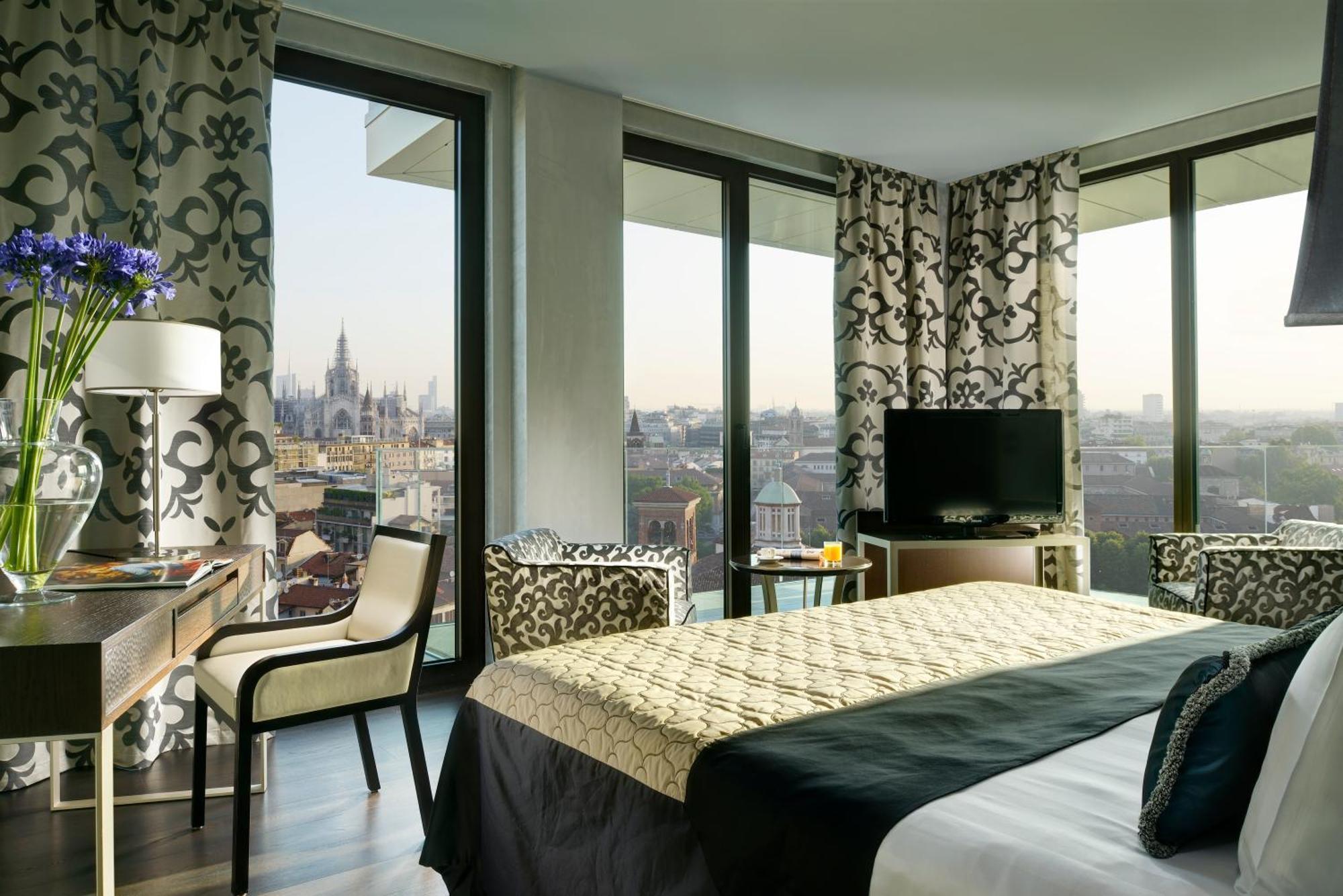 Executive Suite Duomo View