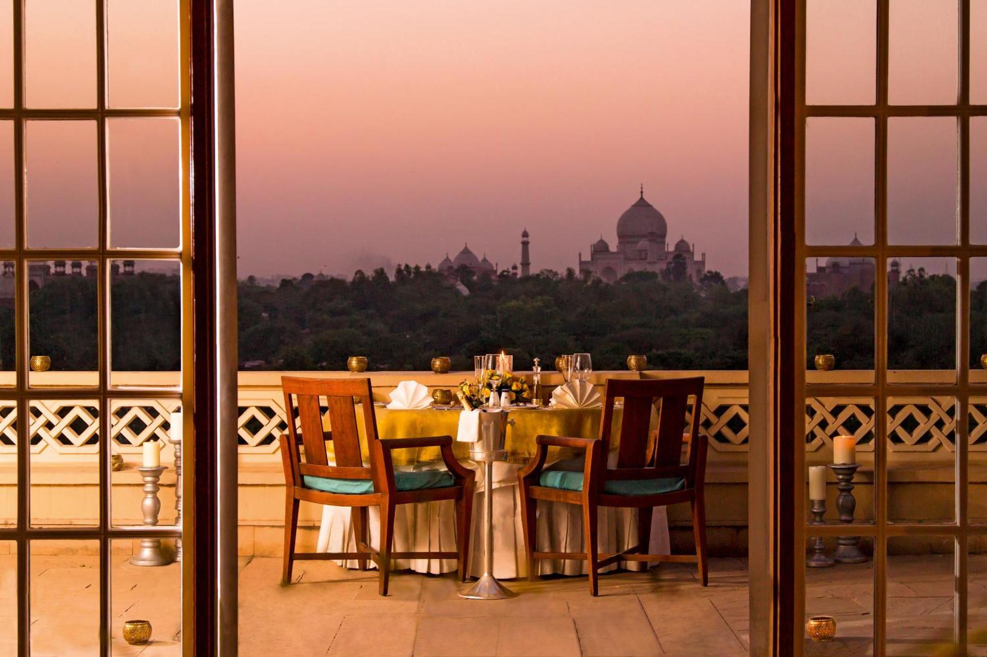 Deluxe Suite Balcony Taj Mahal View,396296598:JPEG