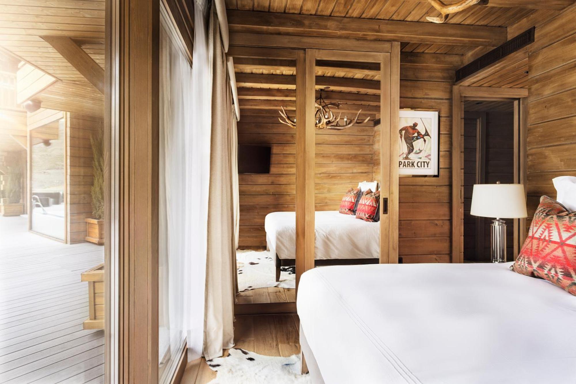 Lodge Suite