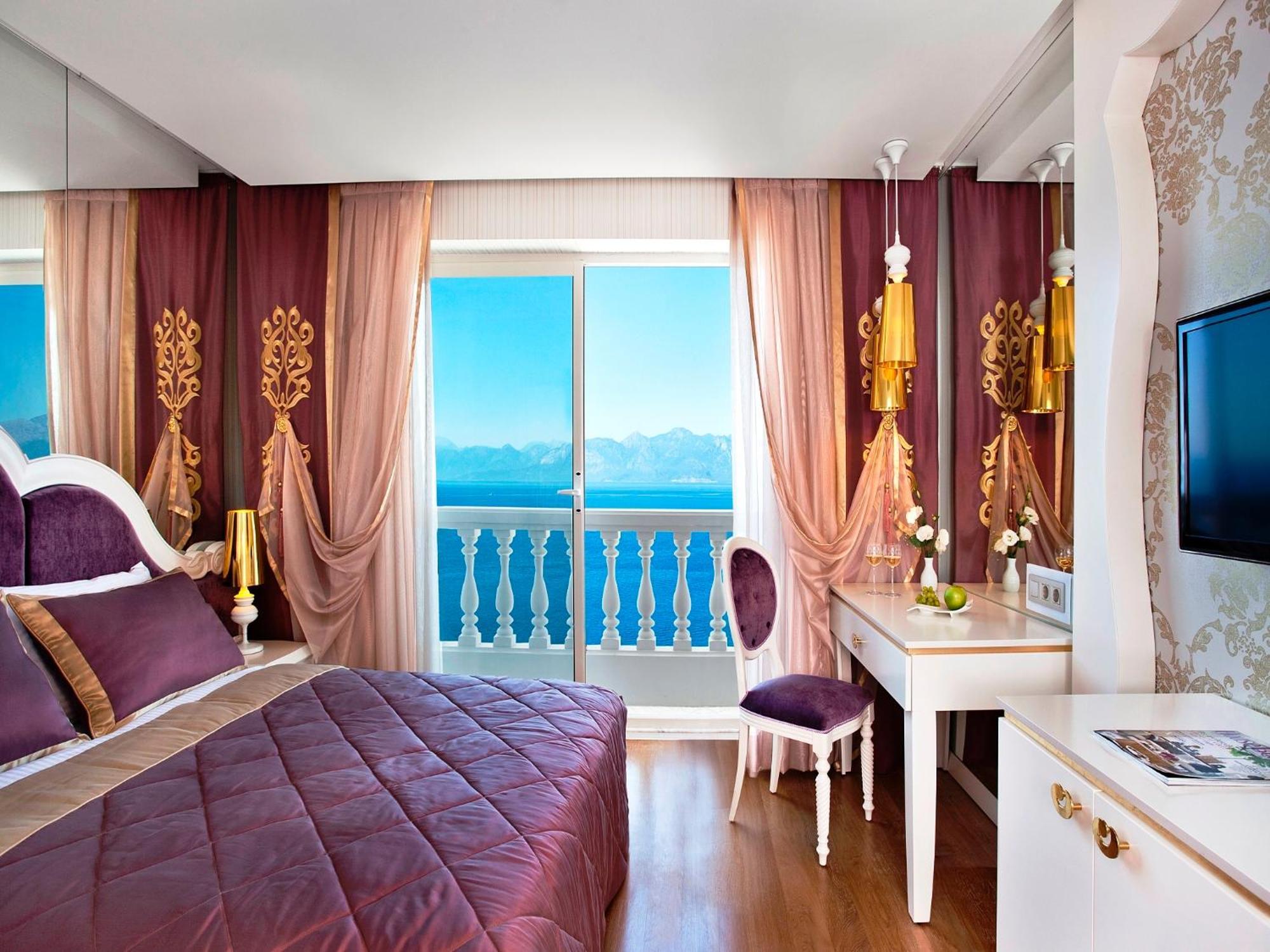 Deluxe Double Room with Sea View