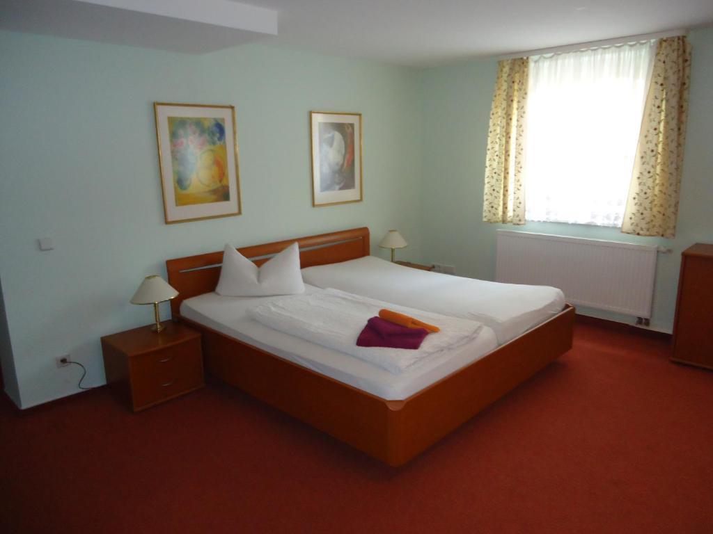 Standard Double Room,31160900:JPEG