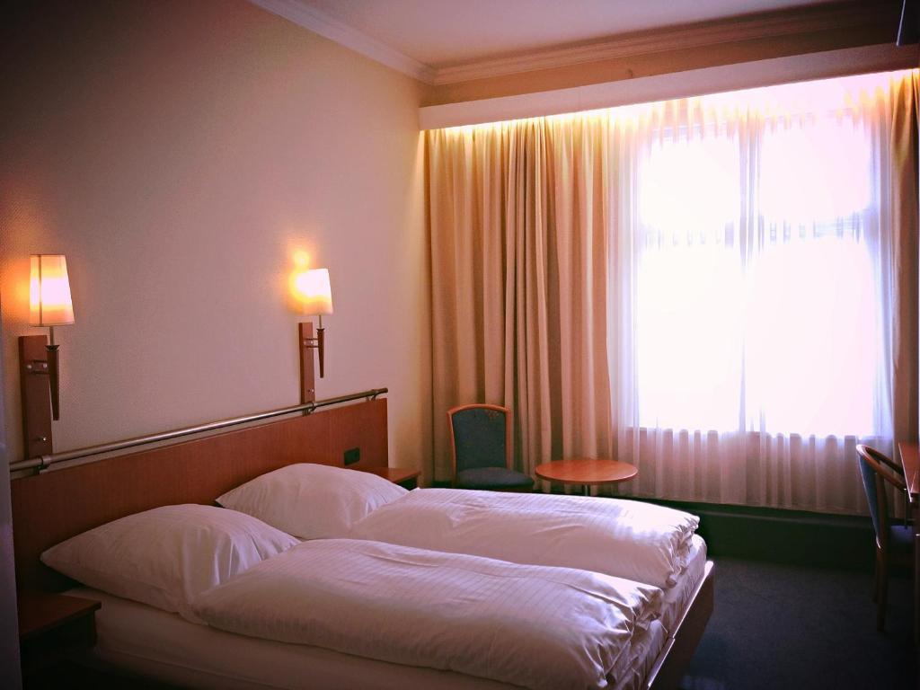 Double Room Shower