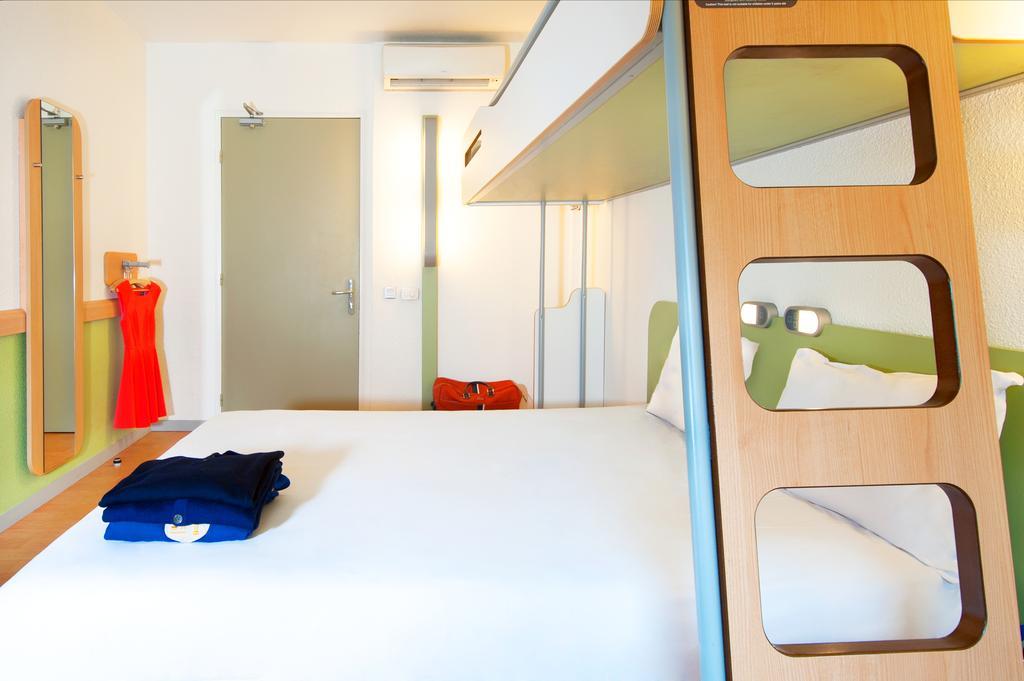 Triple Room Double Bed Bunk Bed