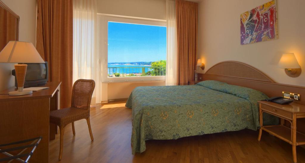 Double Room Sea View,31187219:JPEG