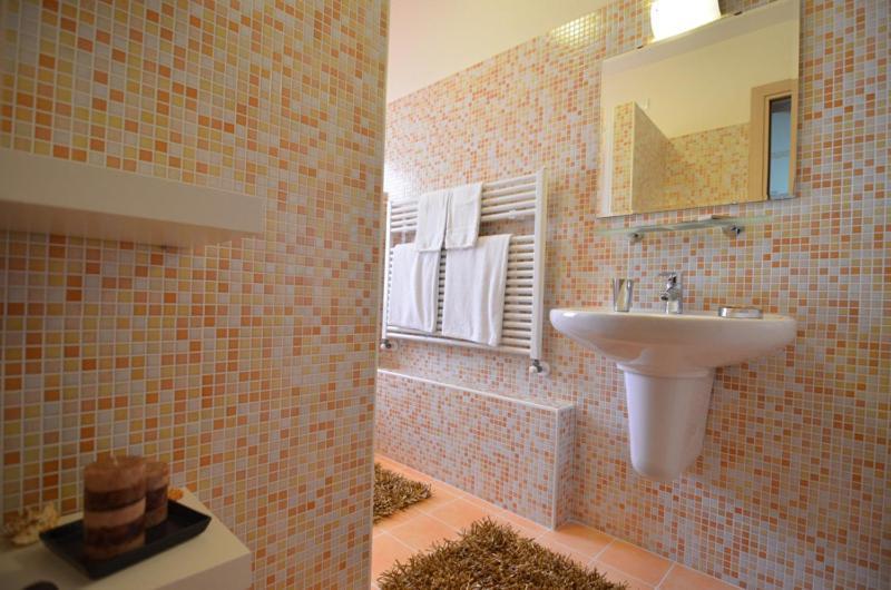 Double Room,31395404:JPEG