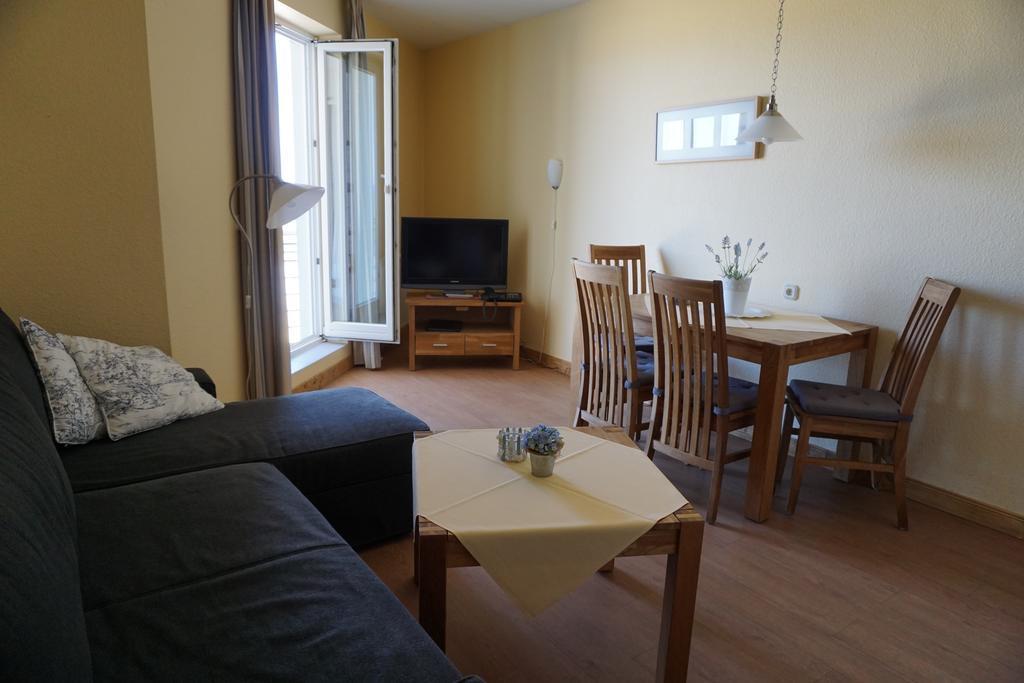 Apartment with Park View,343305061:JPEG