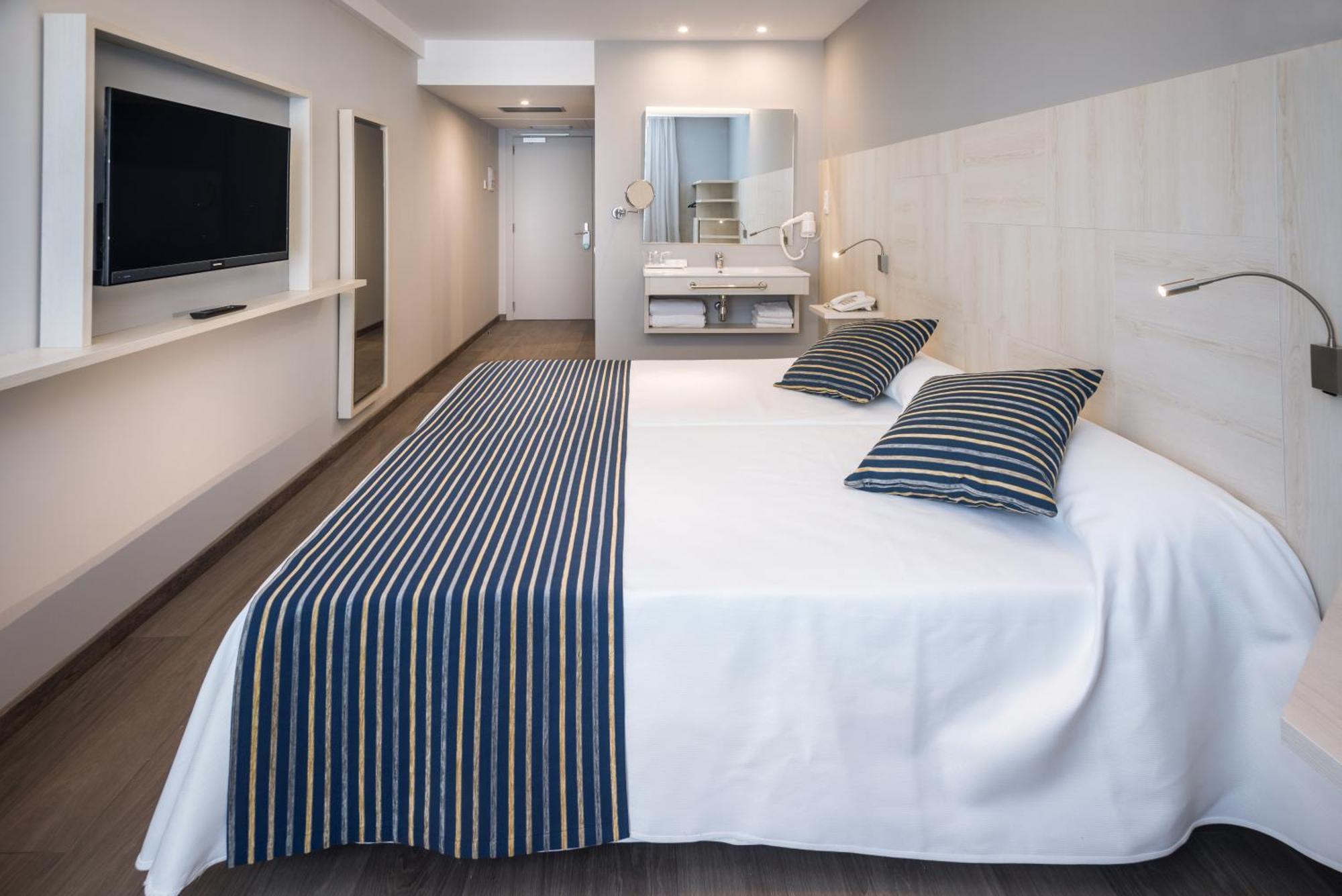 Single Room,535848135:JPEG