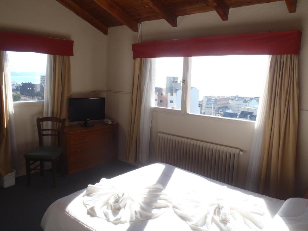 Classic Double or Twin Room,701570128:JPEG