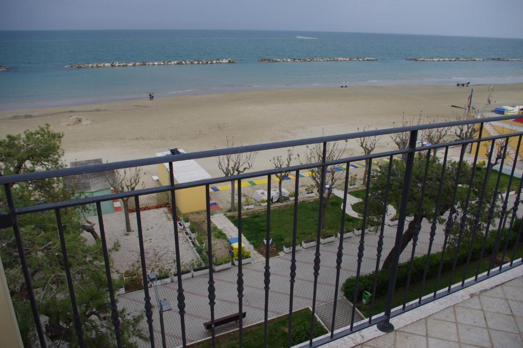 Camera Matrimoniale/Doppia con Letti Singoli con Vista Mare