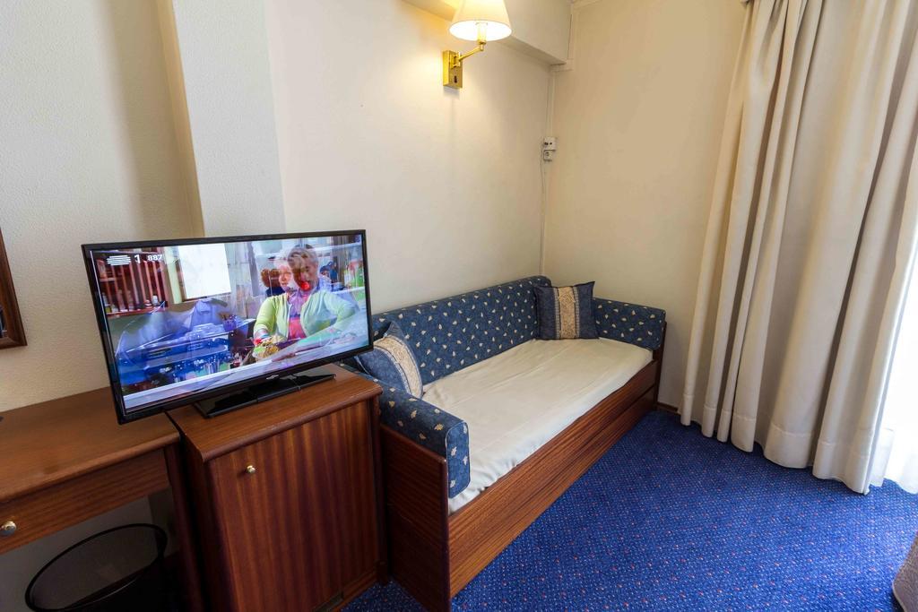 New Year's Eve Special - Double Room with Extra Bed,1209232453:JPEG