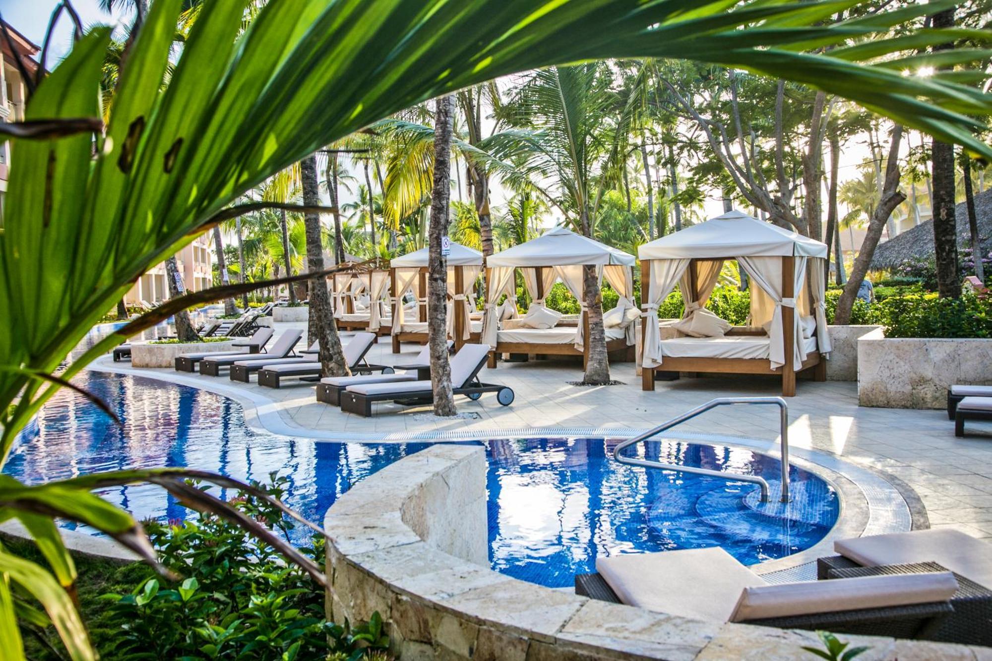 Colonial Club Majestic Jr Suite Swim up Adults Only 18 WiFi,378950290:JPEG