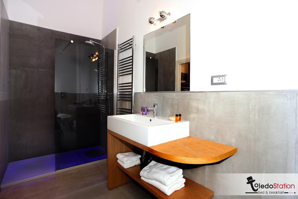Suite Balcony,750736541:JPEG