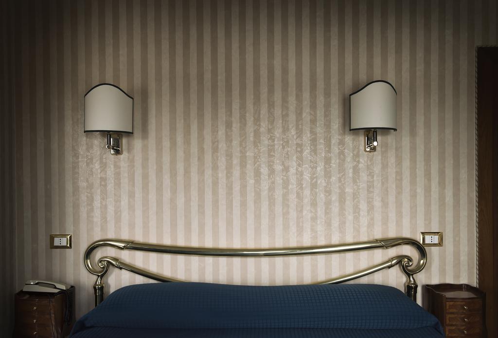 Vintage Double Room Terrace,399503637:JPEG