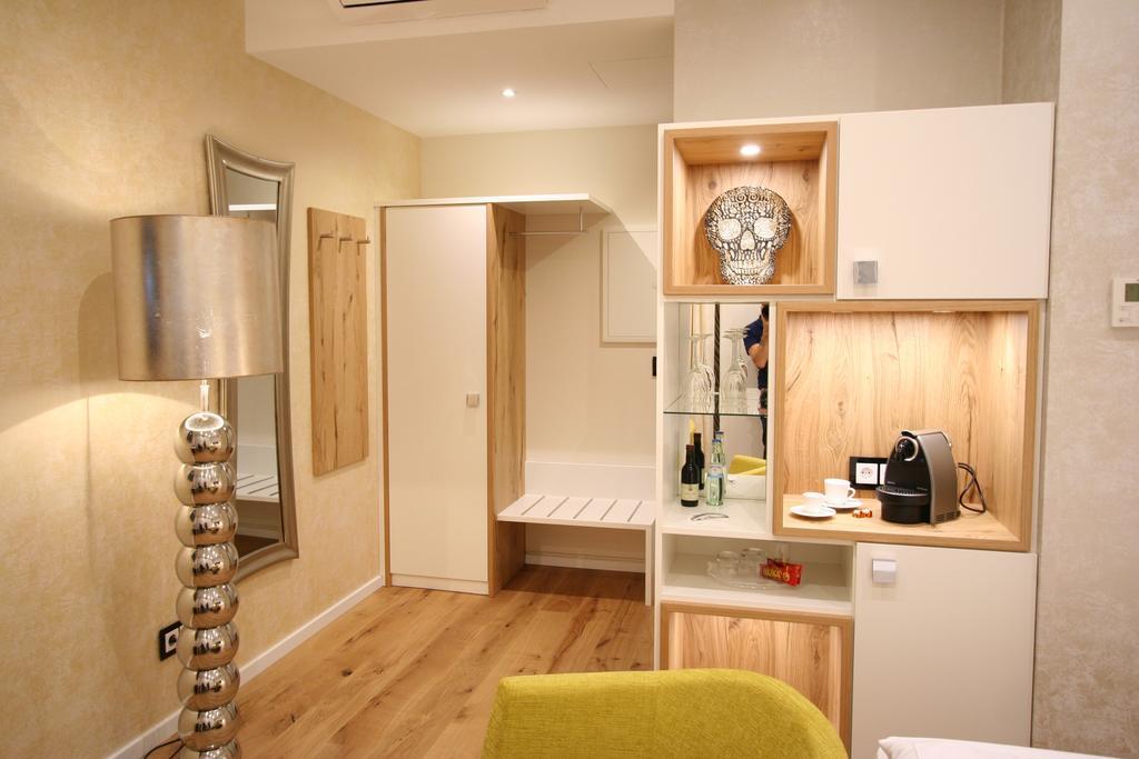 Deluxe Double Room,318826713:JPEG