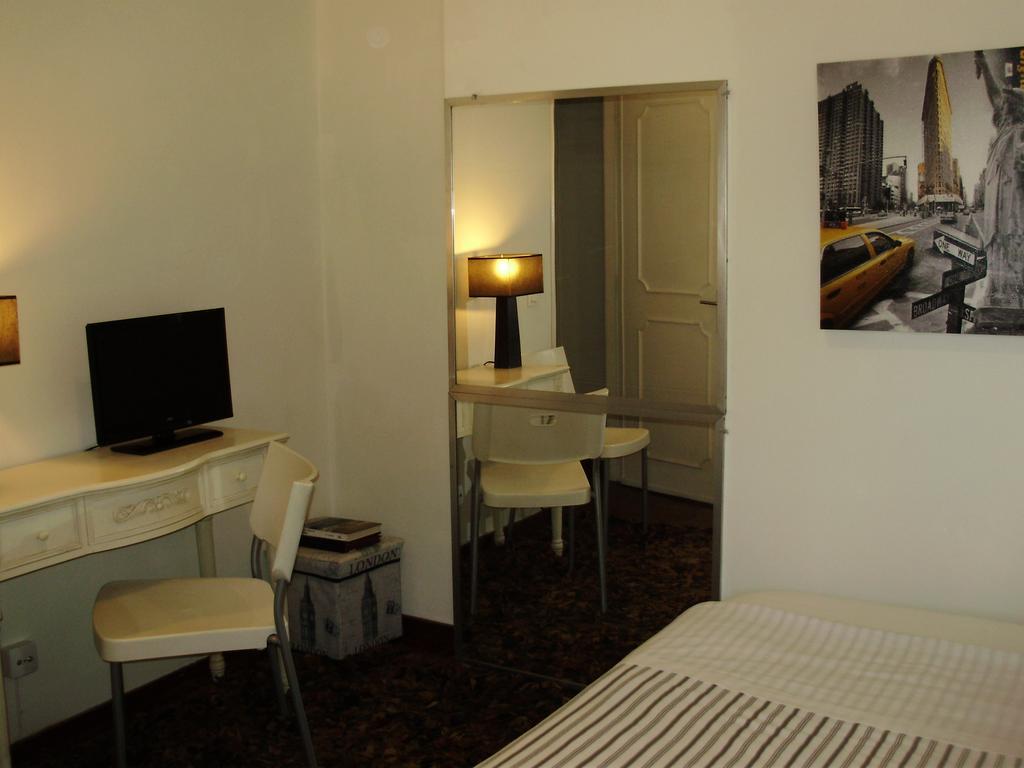 Double Room Private External Bathroom