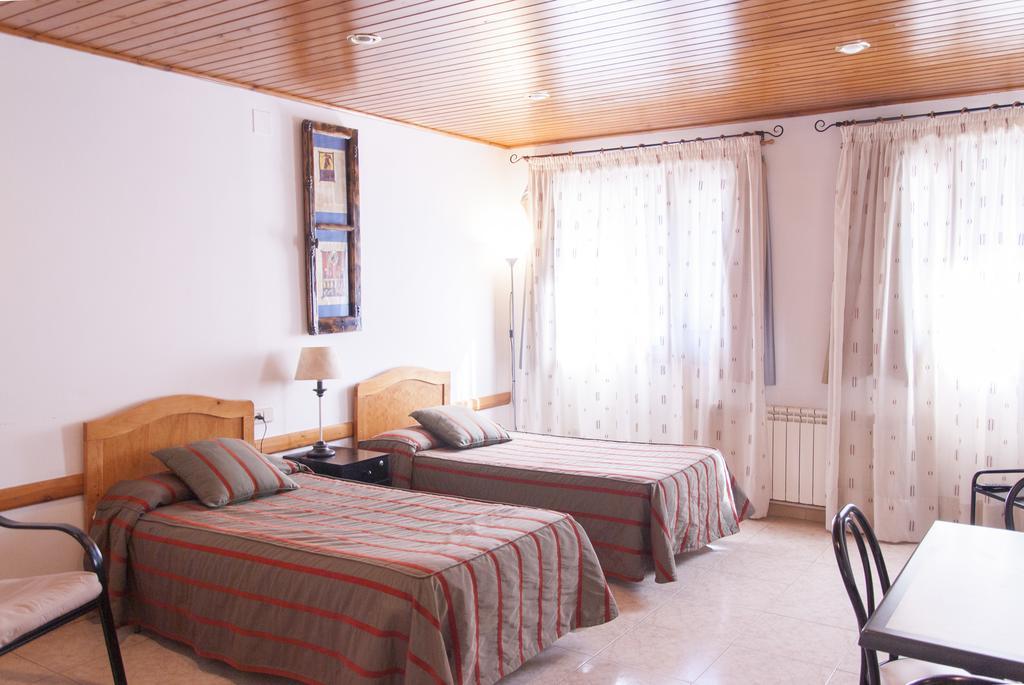 Twin Room,319326593:JPEG