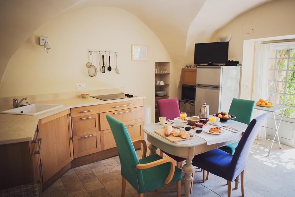 One-Bedroom Courtyard Apartment,319538381:JPEG