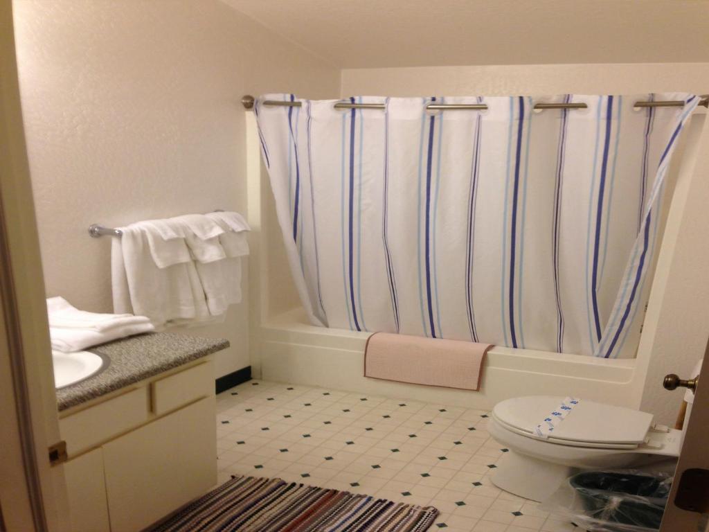 Twin Room,1320391111:JPEG
