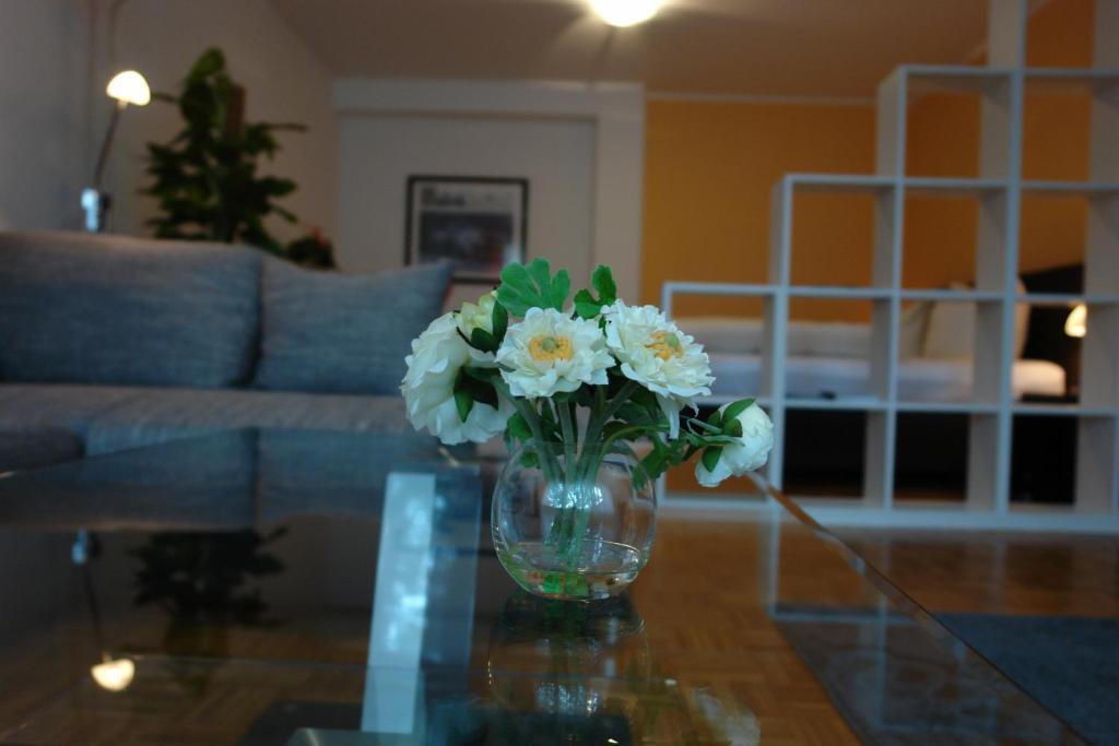 Apartment,32203828:JPEG