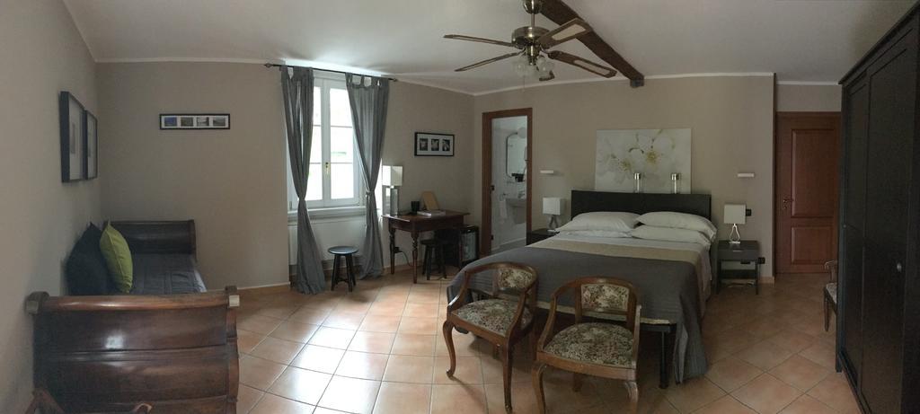 Superior Double Room Partial Lake View