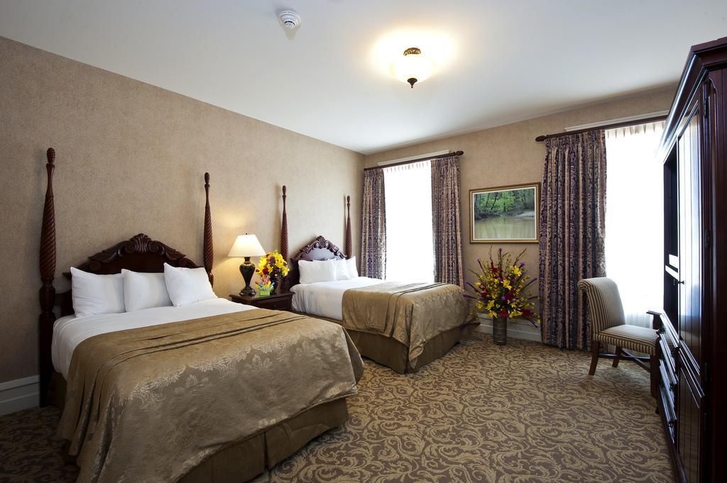 Deluxe Double Room Two Double Beds