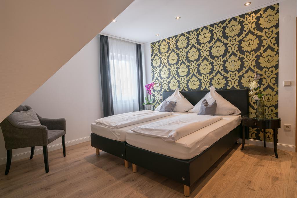 Double Room,324746491:JPEG