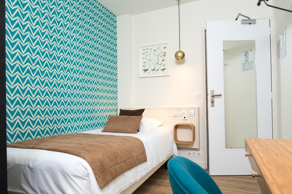 Small Single Room,324562027:JPEG