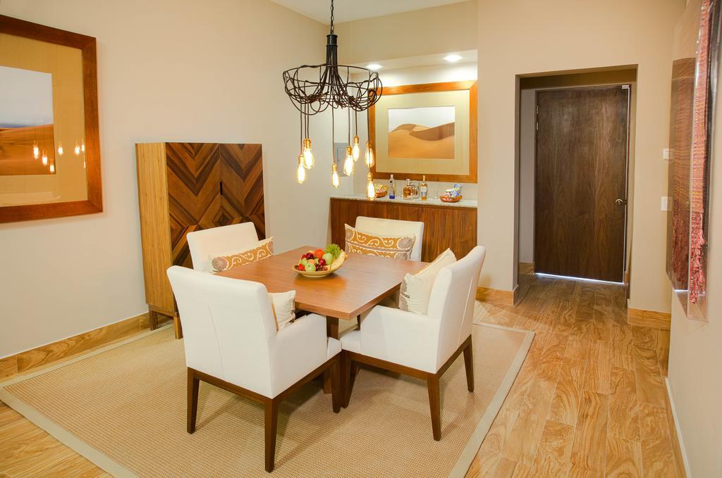 Towers Ocean view Suite