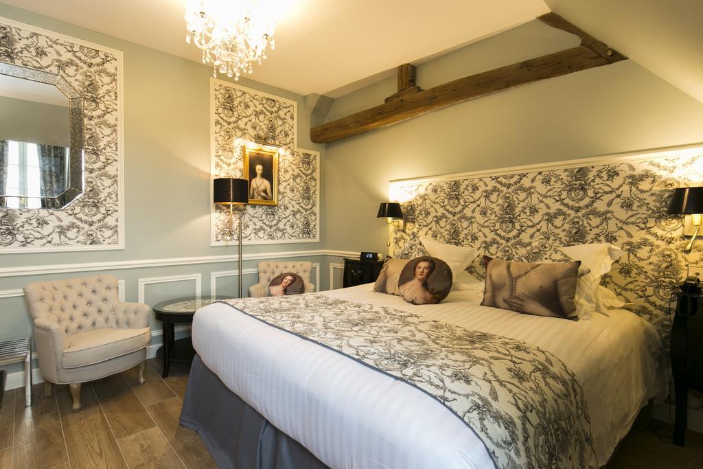 Chambre Lit Queen-Size Deluxe - Non-Fumeurs