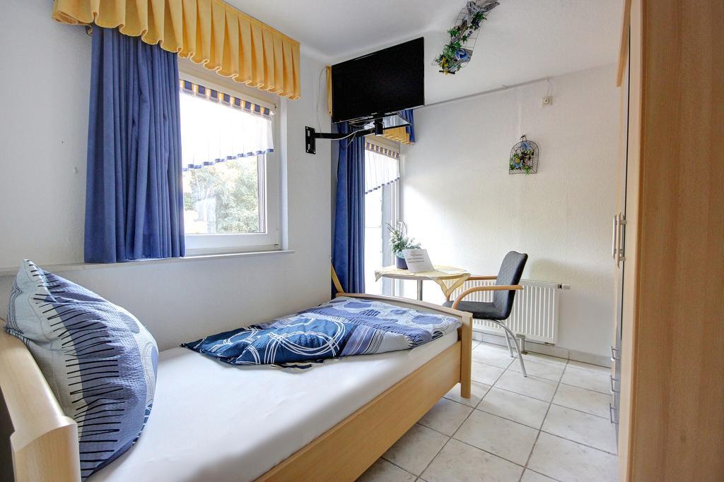 Single Room Balcony Non-Smoking