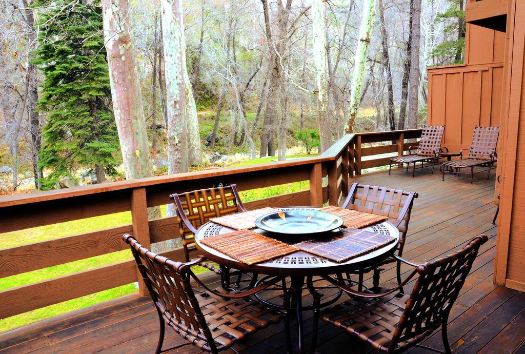 Two-Bedroom Cottage Creek View