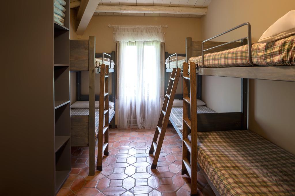 6-Bed Mixed Dormitory Room