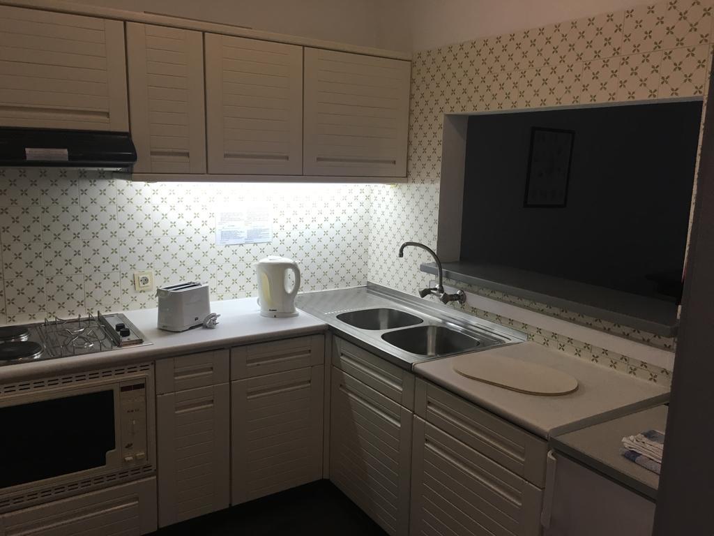 One-Bedroom Apartment,399524898:JPEG