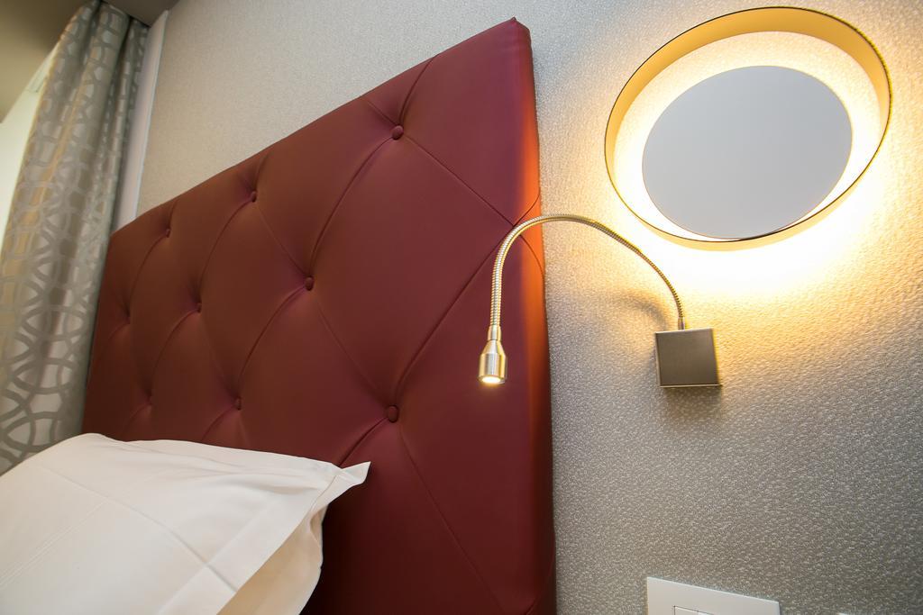 Deluxe Single Room Balcony,327235147:JPEG