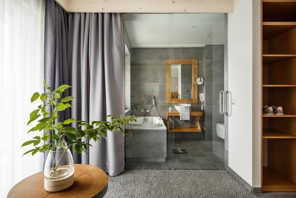 Premium Double Room Mountain View