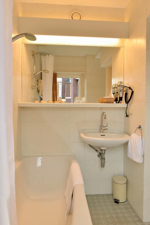 Compact Double Room,688326531:JPEG