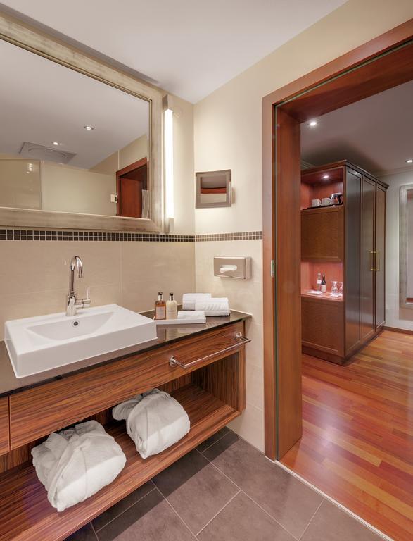 Superior Double Room,689458851:JPEG