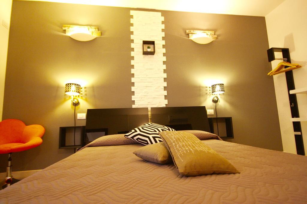 Double Room Terrace or Garden,328378531:JPEG