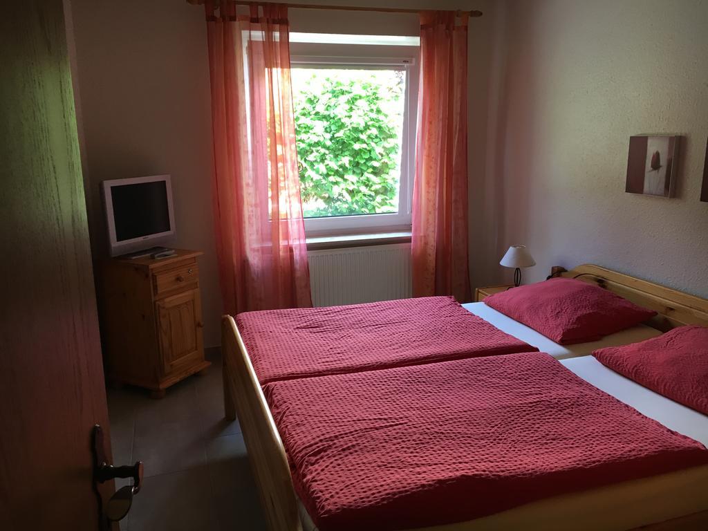 Budget Double Room,328386037:JPEG