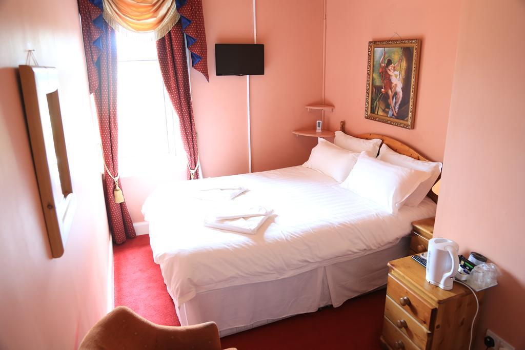 Double Room Mountain View