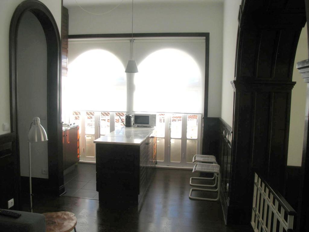 Apartment,329689690:JPEG